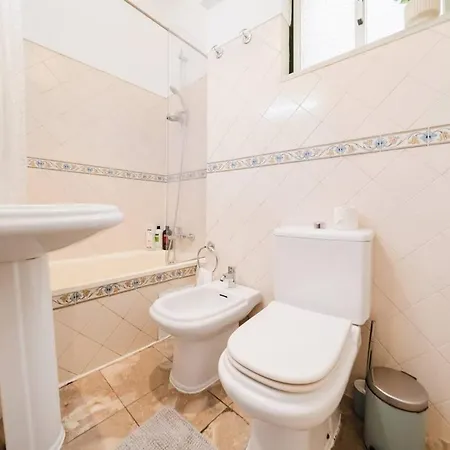 Luxurious 4-bedroom apartment Lissabon