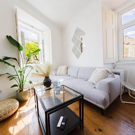 Apartment Luxurious 4-Bedroom Apartment *